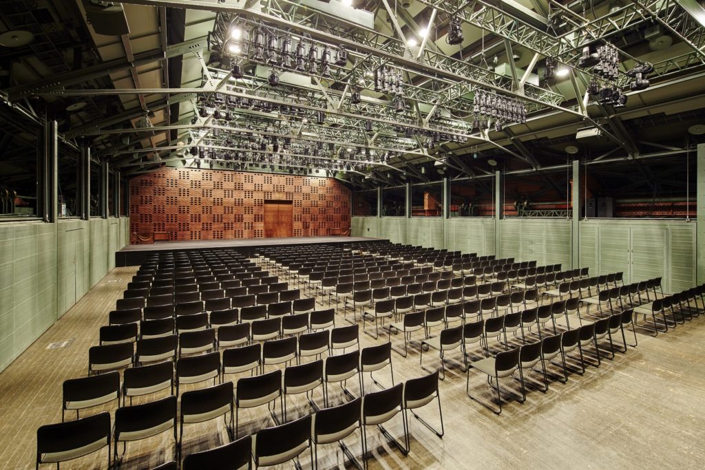 横浜赤レンガ倉庫1号館の画像02