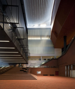 KAAT神奈川芸術劇場の画像03