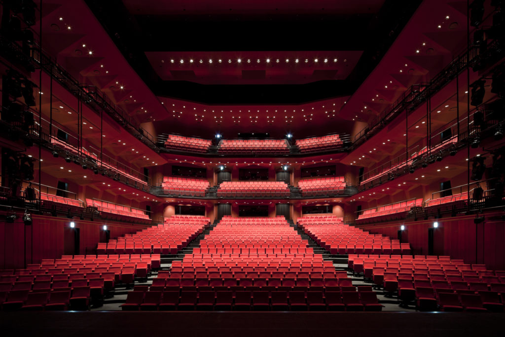 KAAT神奈川芸術劇場の画像02