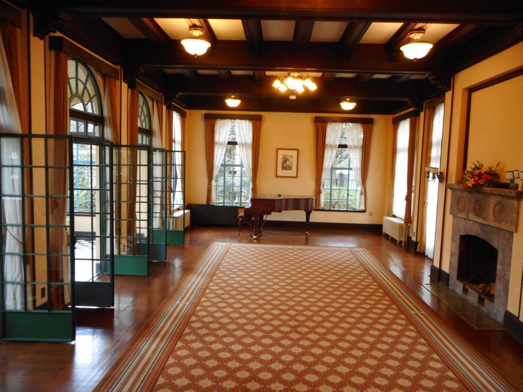 ベーリック・ホールの画像02