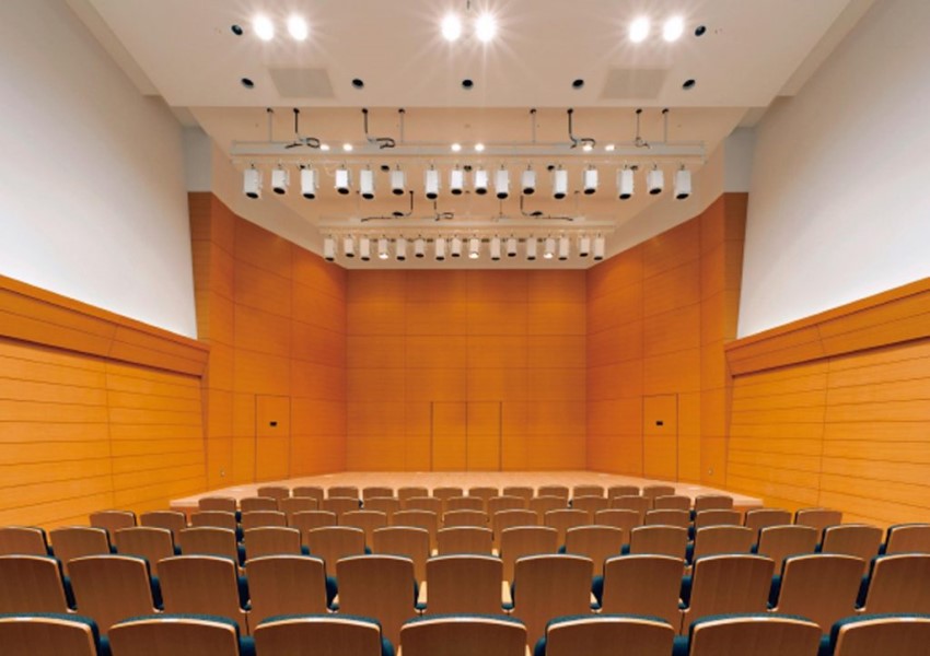 鶴見区民文化センター サルビアホールの画像02