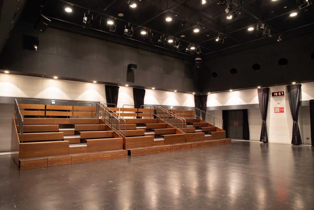 横浜にぎわい座の画像03