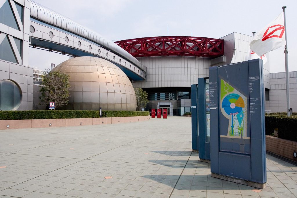 栄区民文化センター リリスの画像01