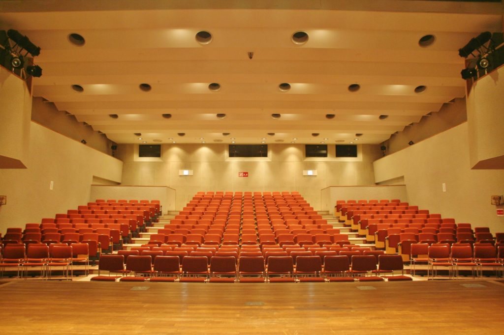 横浜市社会福祉センターの画像02