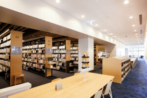 神奈川県立図書館 本館の画像02