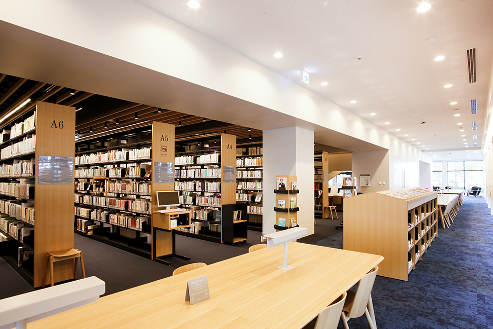 神奈川県立図書館 本館の画像02